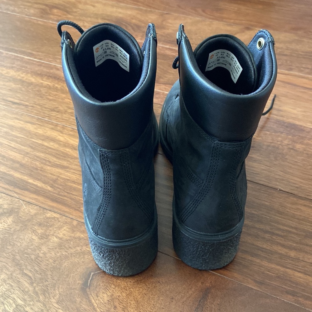 Timberland Boots - Picture 3 of 8